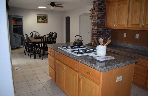 Dollar Corner House | Peaceful Country Retreat Near PDX and ILANI
