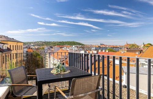 Vysehrad Apartment | Peaceful & Cozy Living in Vyšehrad with a Balcony