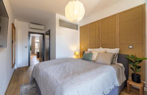 Vysehrad Apartment | Peaceful & Cozy Living in Vyšehrad with a Balcony