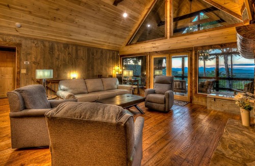 Morganton Cabin | Peaceful Easy Feeling by Escape to Blue Ridge