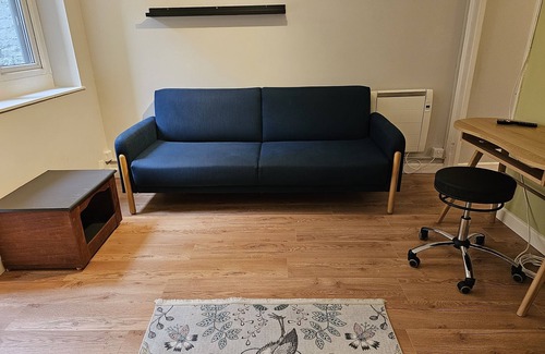 Camden Town Apartment | Peaceful & Elegant