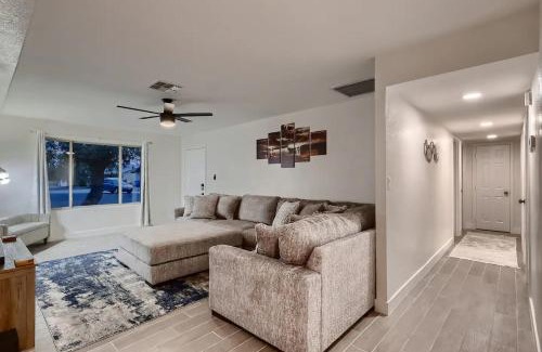 North Mountain House | Peaceful Family Friendly 4 Bedroom Home with pool