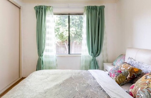 Seabrook Villa | peaceful family house for 8