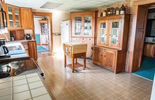 Wooster Other | Peaceful Farmhouse Retreat on working sheep farm