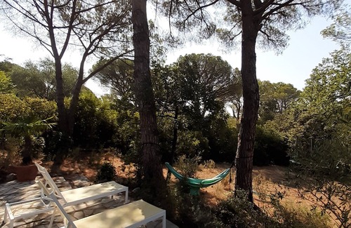 La Bouverie House | Peaceful, air-conditioned villa in the heart of nature