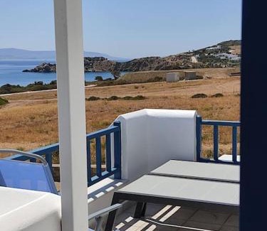 Ampelas Apartment | Peaceful getaway for 2 - amazing sea view/sunbeds!