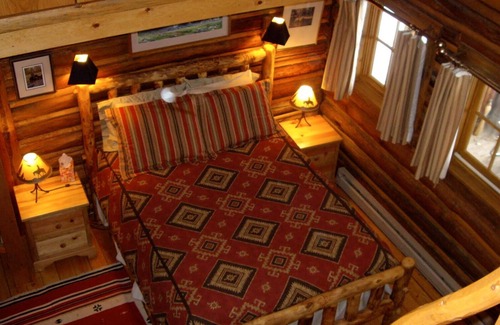 John Dodge Cabin | Peaceful Historic Cabin with fishing access on the Snake River!