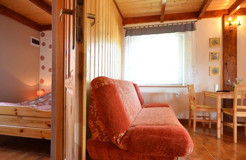 Darlowo House | Peaceful Holiday Home in Domaslawice with Swimming Pool