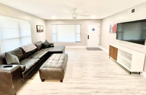 Oak Cliff House | Peaceful home by the Park