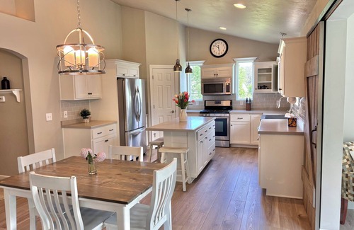 Green Bay House | Peaceful home on large private lot surrounded by nature