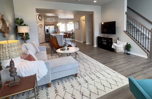 Cumbre Vista House | Peaceful home away from home in NE ColoradoSprings