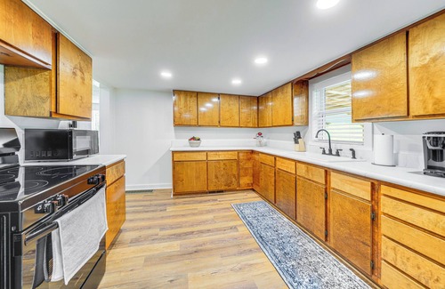 Coxs Creek House | Peaceful Home w/Patio on 30 Acres in Coxs Creek!