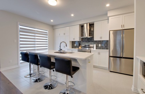 Ottawa Division Bed & Breakfast | Peaceful House at Barrhaven Ottawa
