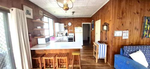 Huskisson House | Peaceful Huskisson Cottage - Pet Friendly