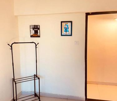 Goregaon East House | Peaceful