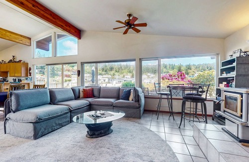 Oak Harbor House | Peaceful Island Retreat with Community Dock on Whidbey Island