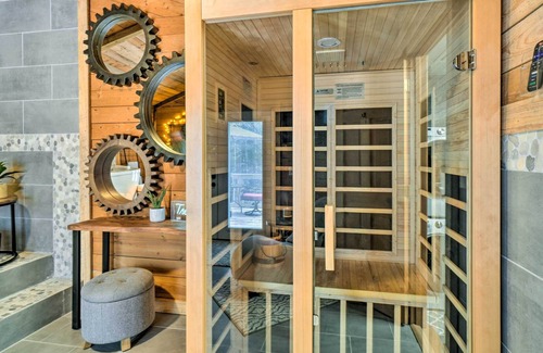 Jamestown House | Peaceful Jamestown Retreat w/ Sauna!