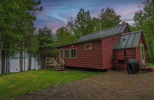 Rangeley Plantation Cabin | Peaceful Lakeside Cabin