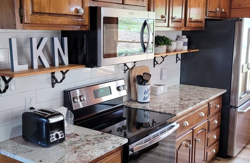 Terrell Cabin | Peaceful Lake Norman Log Cabin on the Main Channel
