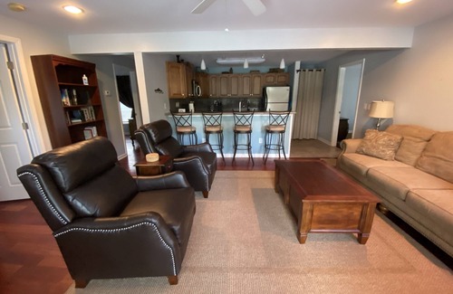 Townville House | Peaceful Lakefront Getaway Close to Clemson