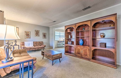 Reservoir House | Peaceful Little Rock Abode w/ Yard & Fire Pit