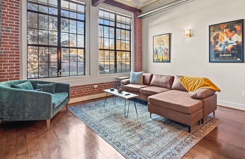 Edgewood Condo | Peaceful Loft in Walkable Edgewood / Little 5 Points