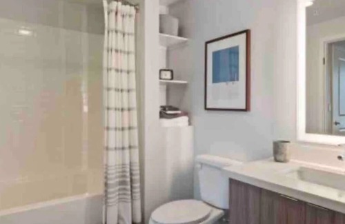 Atwater Village Apartment | Peaceful luxury 2bed/2bath with Pool & Spa