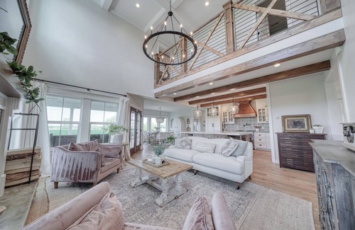 Rexburg Other | Peaceful Luxury Farmhouse Stay in Rexburg - Sleeps up to 22 people