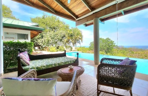Ostional House | PEACEFUL MINIMALIST HOUSE NEAR NOSARA w/large pool