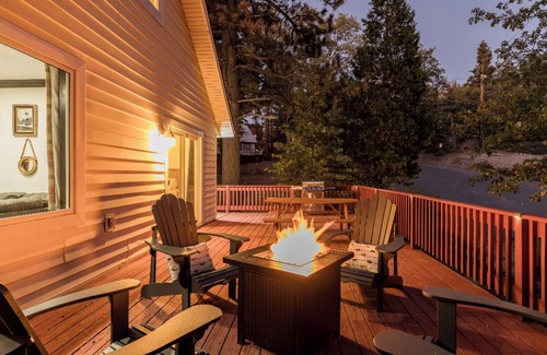 Green Valley Lake Cabin | Peaceful Mountain Retreat w/Large Game Room by Lake