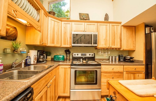 Sevierville Cabin | Peaceful Mountain Cabin Chalet & Wonderful Outdoor Living Space and Sports bar.