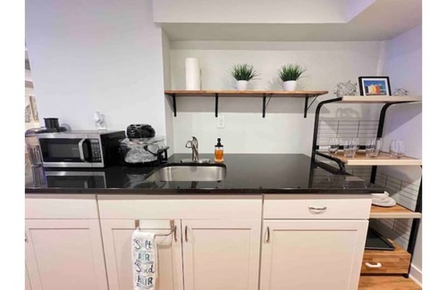 Woodbine Apartment | Peaceful Music City Staycation - Pet Friendly & FREE Parking!