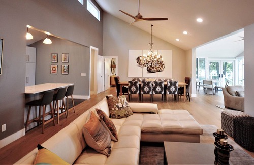 Oxford House | Peaceful, nestled on quiet cove, waterfront w/ dock, & Kayaks