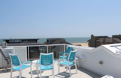 Northeast Virginia Beach House | PEACEFUL NORTH END HOME-STEPS TO BEACH-OCEAN VIEWS-ROOF DECK-ELEVATOR- SLEEPS 9