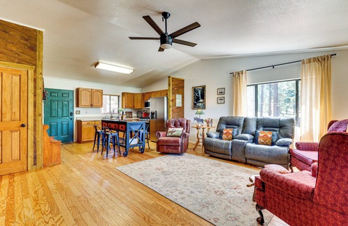 Eagar Cabin | Peaceful Nutrioso Cabin Retreat w/Mountain Views!