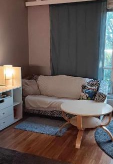 Itainen District Apartment | Peaceful Oasis by East Center