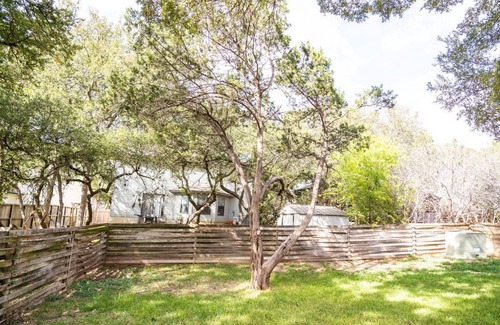 Longs Creek House | Peaceful Oasis, Large 4 Bedroom Home, Pets, San Antonio TX , Perfect For Family