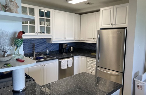 Bodden Town Condo | Peaceful Ocean Front Condo