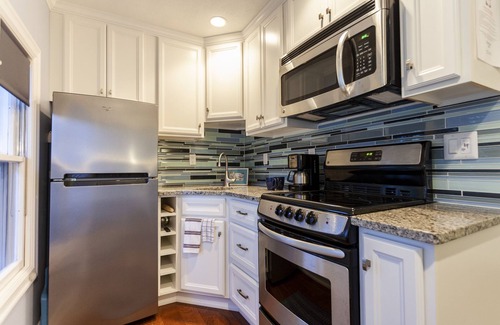 East Boothbay Condo | Peaceful! Oceanfront Sunsets With Beach And Dock