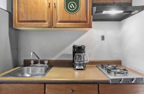 Los Ramblases Apartment | Peaceful Oceanview Studio - Pool - Daily Cleaning