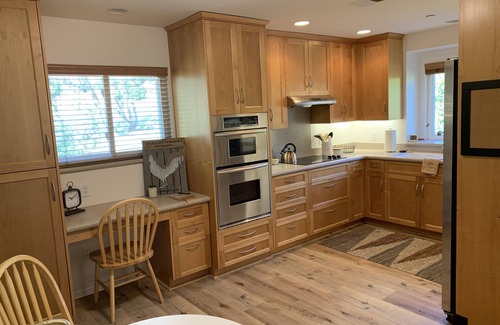 Meiners Oaks Cottage | Peaceful Ojai Arbolada Cottage