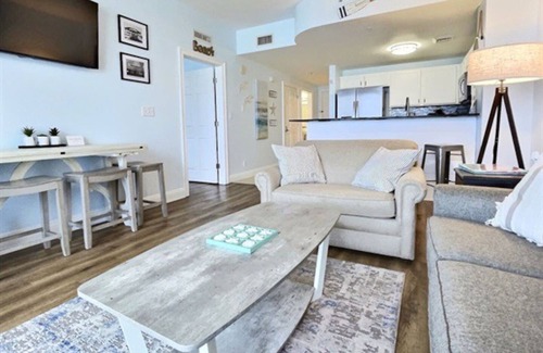 Panama City Beach Apartment | Peaceful Palms