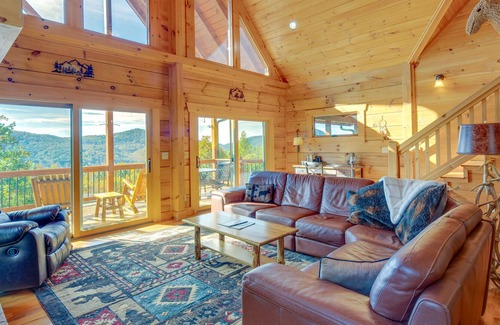 Vein Mountain Cabin | Peaceful Peaks: Nebo Log Cabin w/ Private Hot Tub!