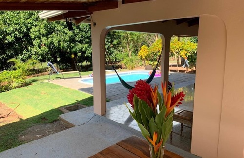 Villarreal House | Peaceful Petfriendly 3 BR Home with Pool, Near Tamarindo.