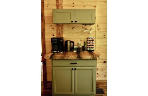 McArthur Cabin | Peaceful Pines