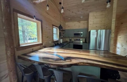 McArthur Cabin | Peaceful Pines