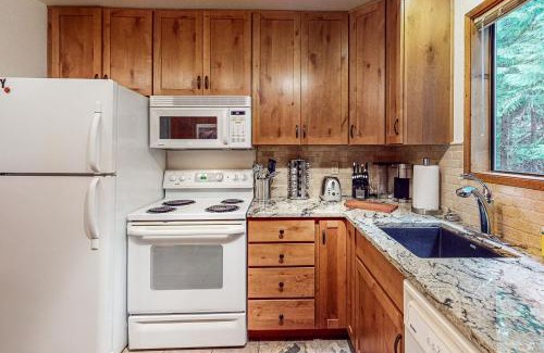 Whitefish Apartment | Peaceful Pine Retreat