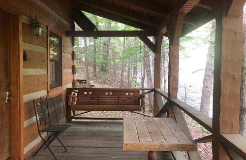 Cosby Cabin | Peaceful Pines -Simple and authentic log cabin
