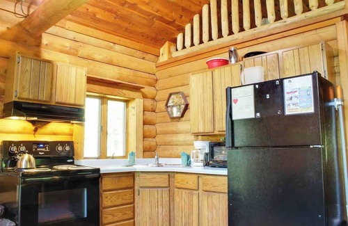 Wisconsin Dells Cottage | Peaceful Pines Overlooks Mirror Lake