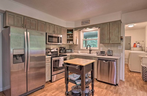 Pisgah Forest Cottage | Peaceful Pisgah Forest Cottage w/Fire Pit!